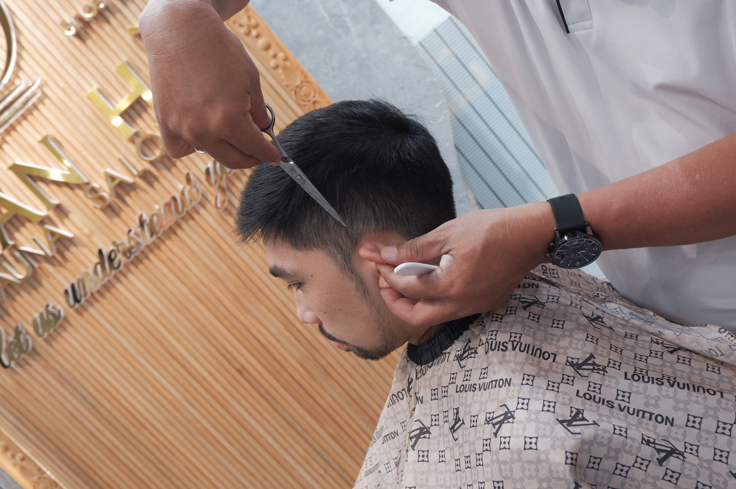 Oria Spa haircut